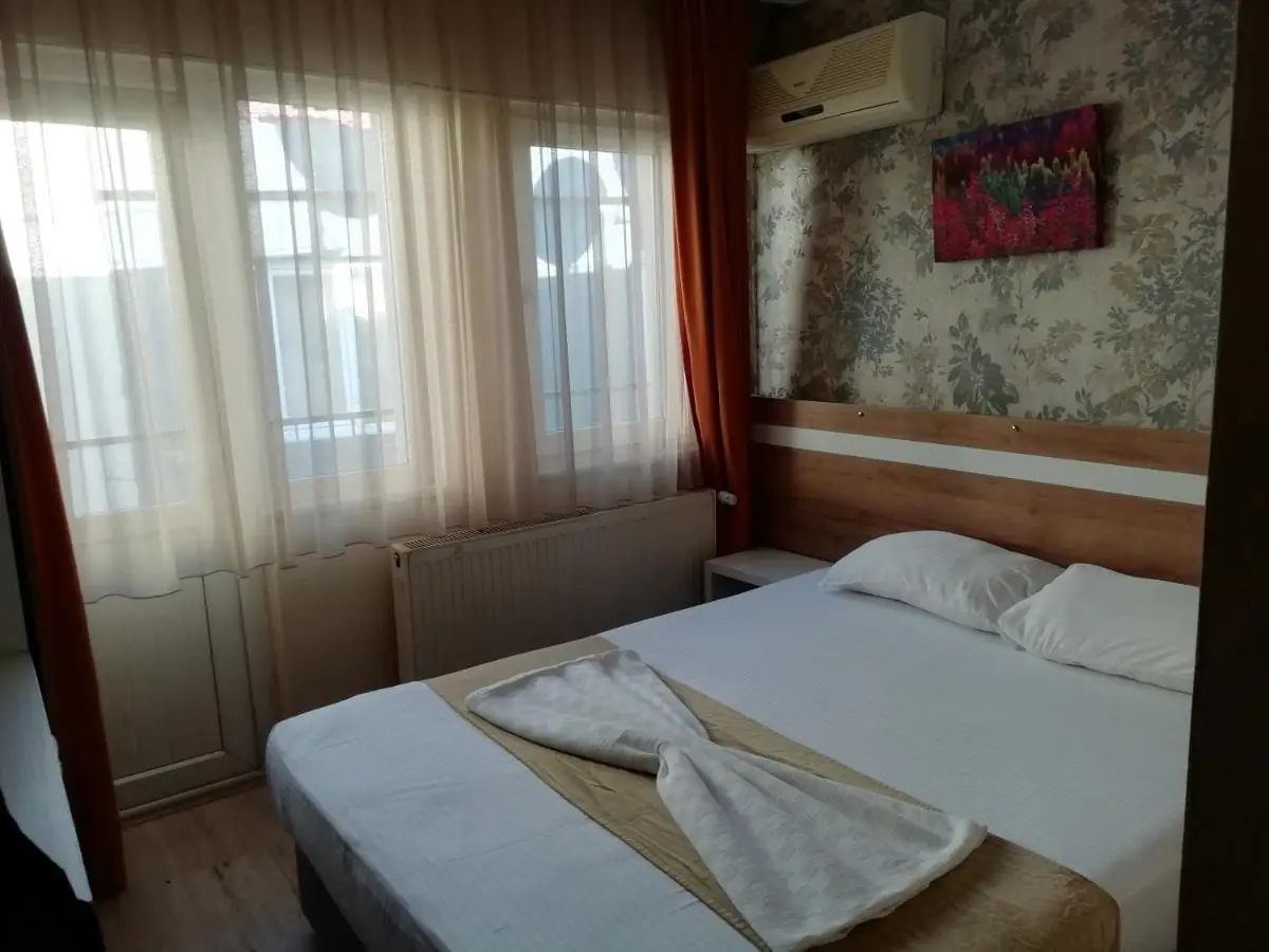Grand Ece Hotel
