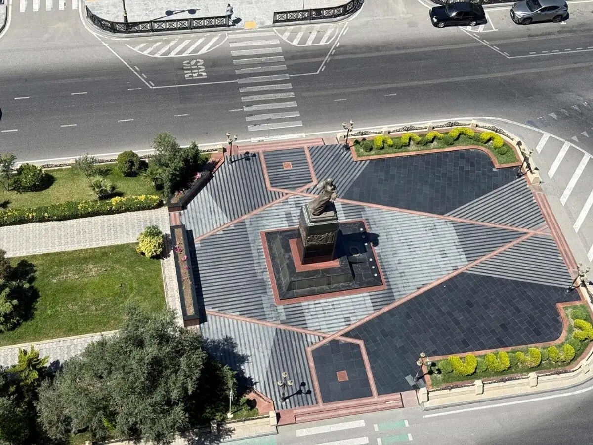 Baku Center Family Apartment