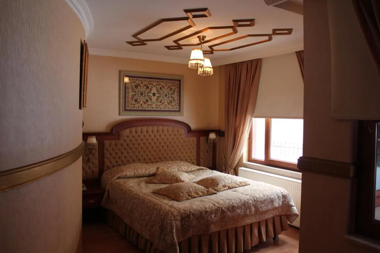 Aruna Boutique Hotel