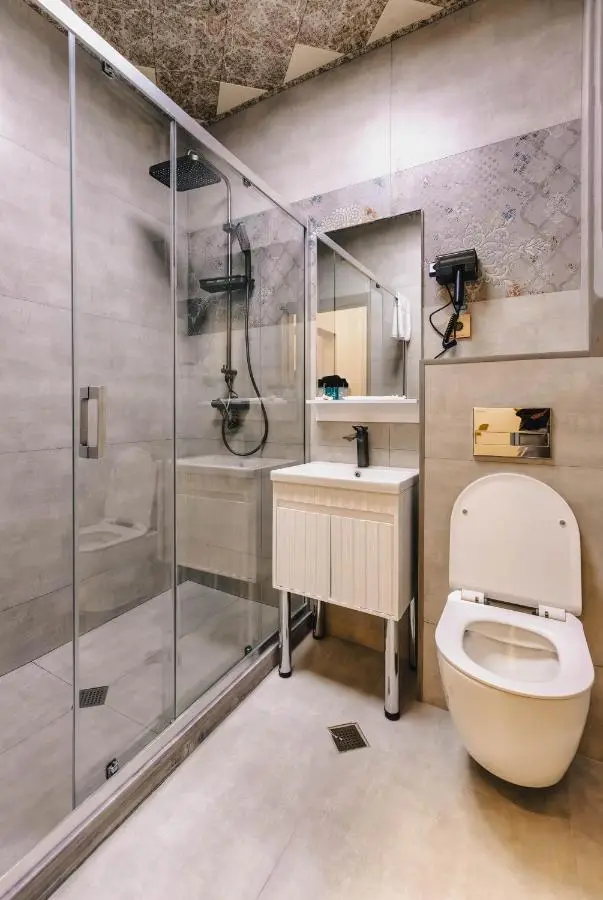 Old Money Boutique Hotel