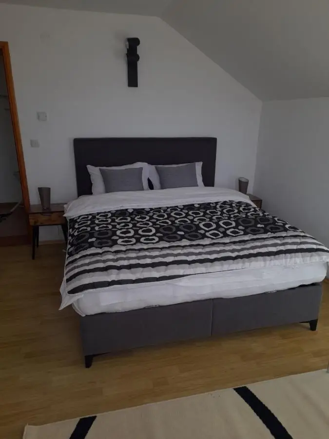 Sarajevo Holiday Apartment 2