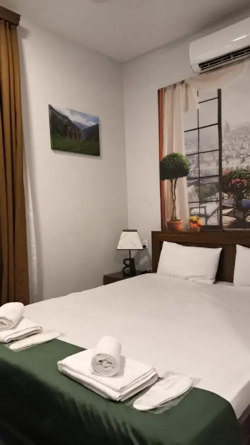Markaz Apart and Hotel Nizami Street