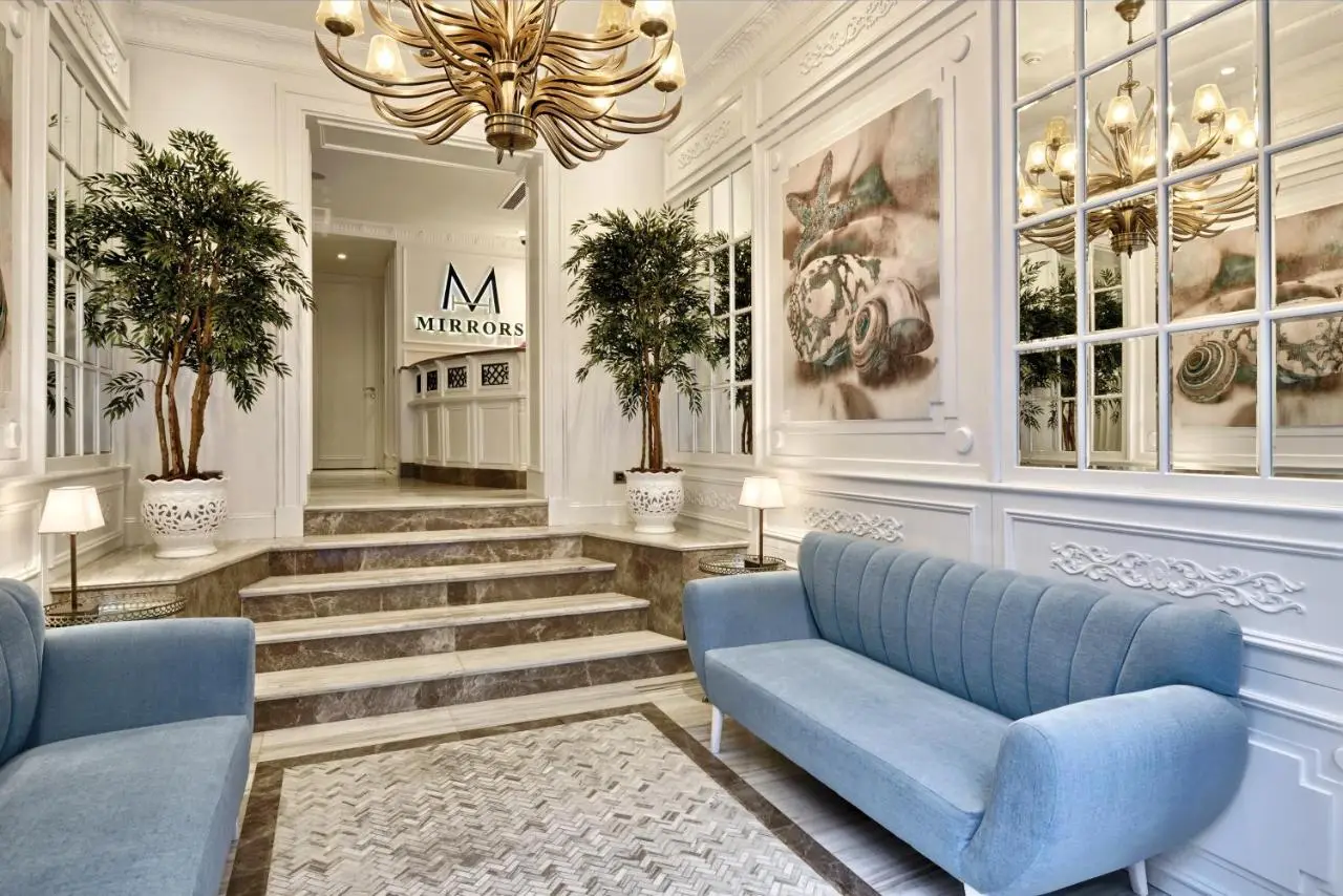 Mirrors Hotel İstanbul Taksim City Center