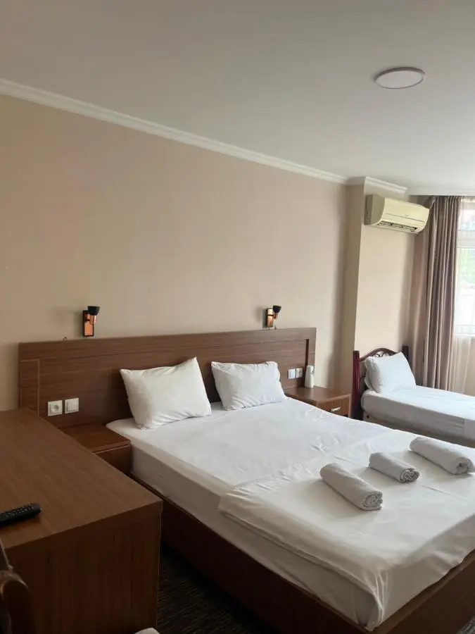 HOTEL L - Bakuri