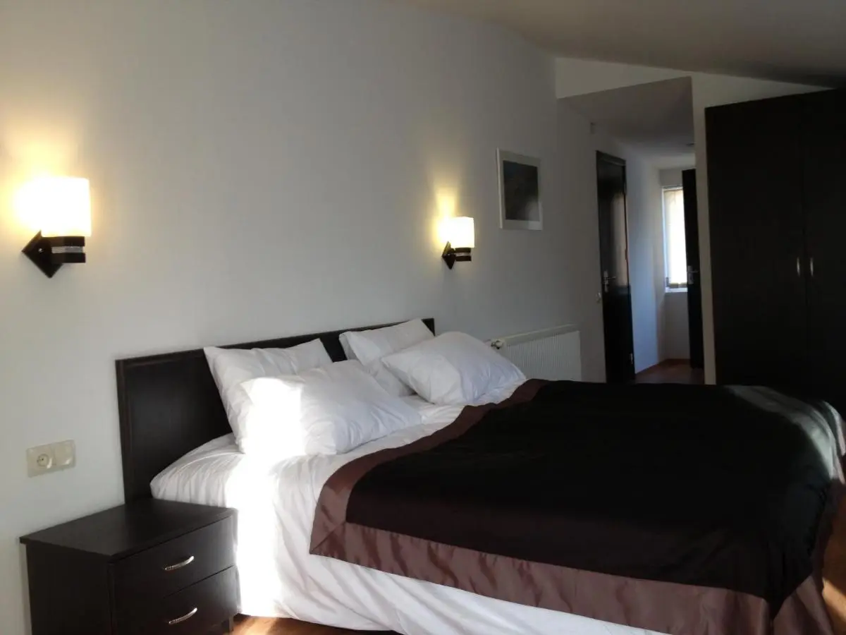 Hotel Corner