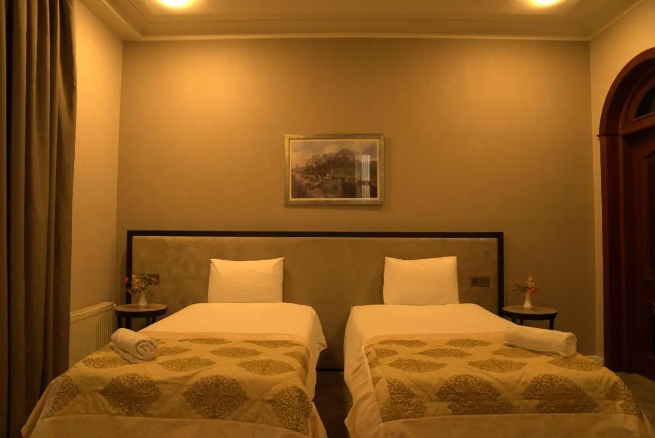 Premier Hotel