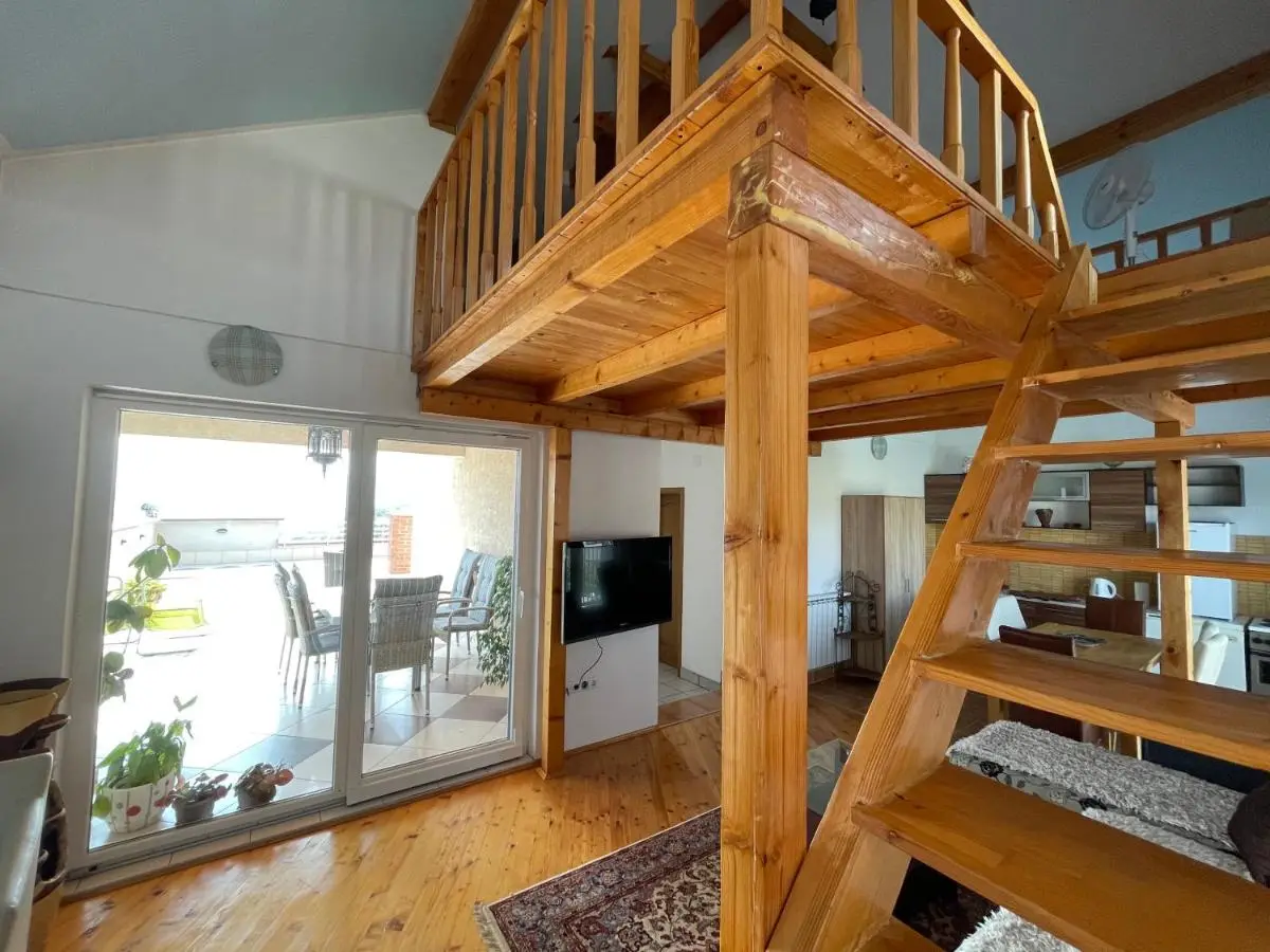 Apartments in villa Sabb for rent