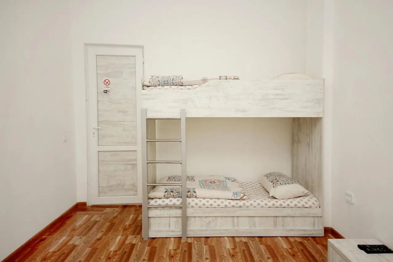 Hostel Mandaria