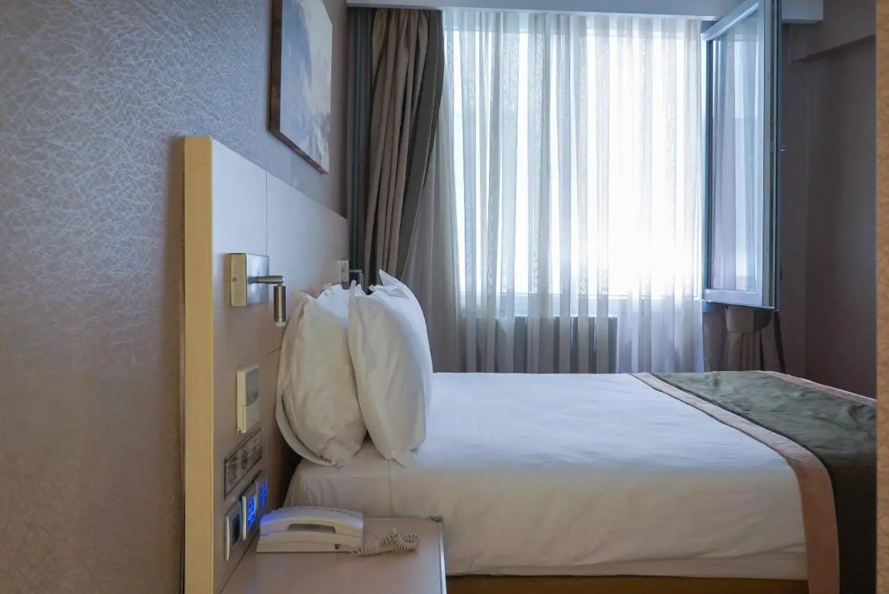 Hotel Troya