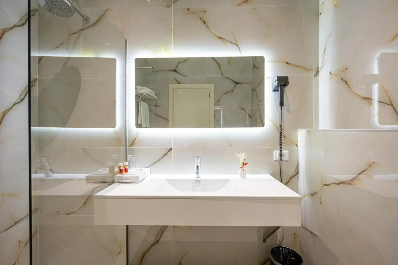 Sky Hotel Tirana