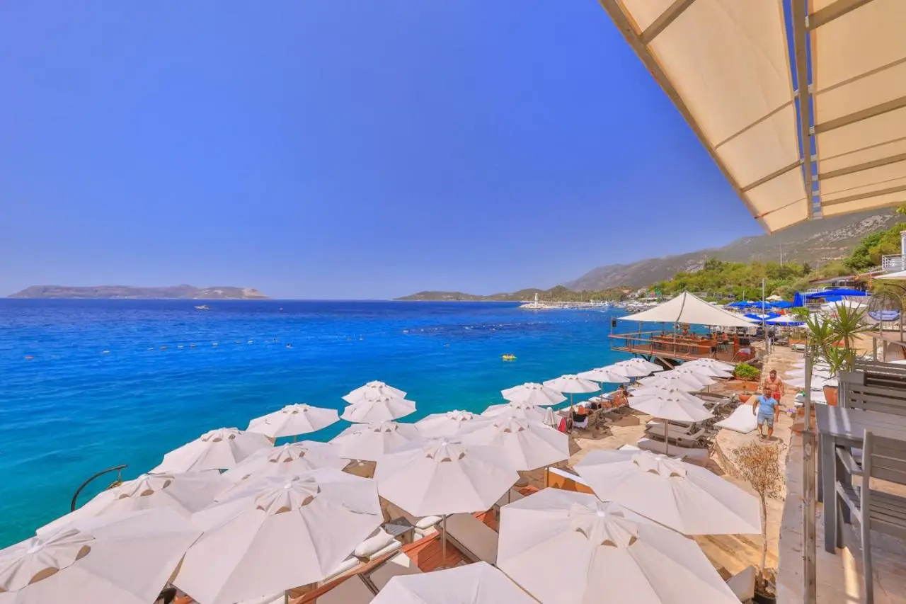 Hera Hotel