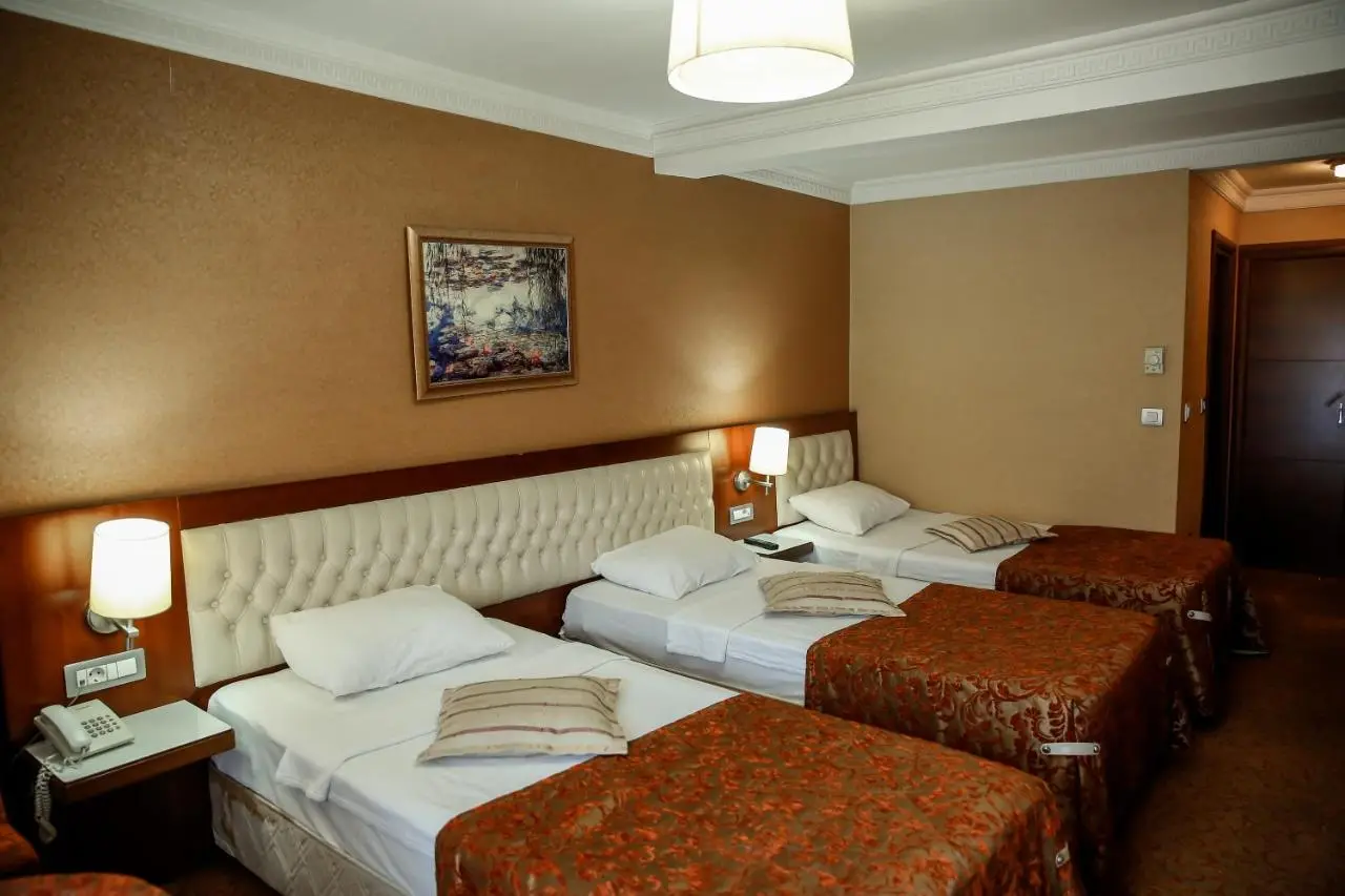 Yuksel Hotel