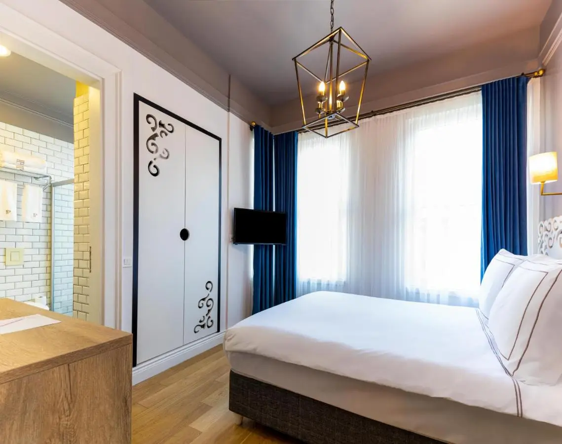 Petros Hotel