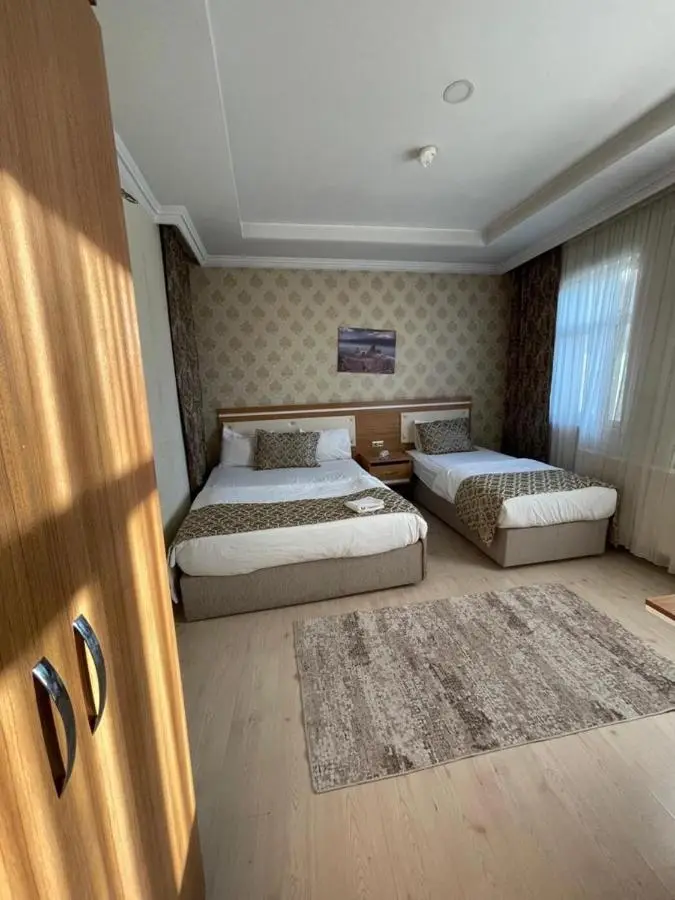 Dimet Park Hotel