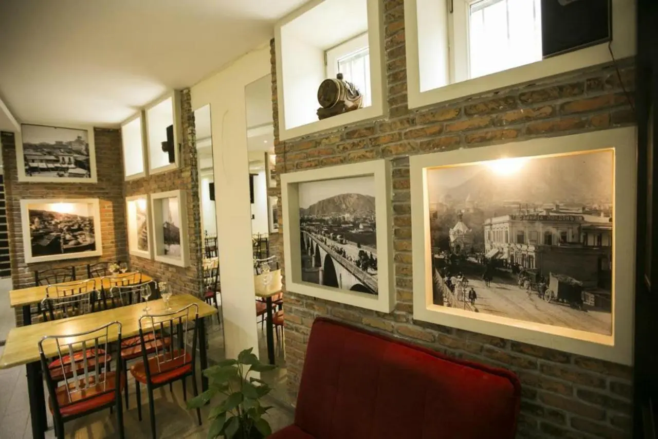 Tbiliseli Inn