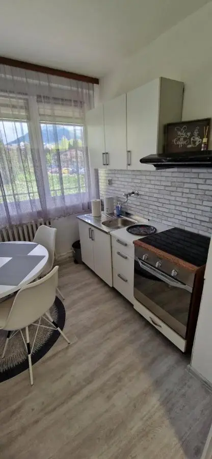 VIEW APARTMENT