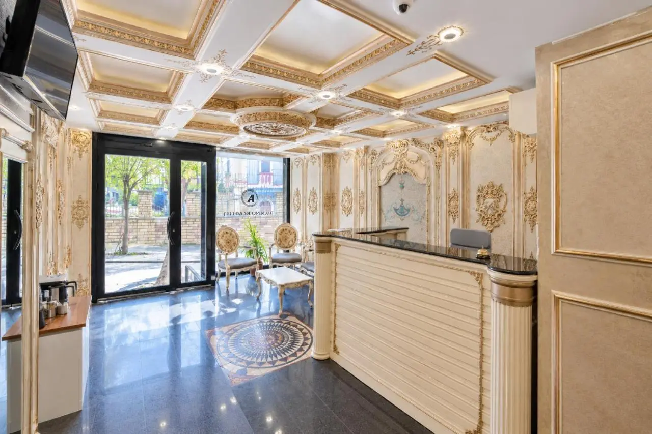 Grand Kavi Hotel