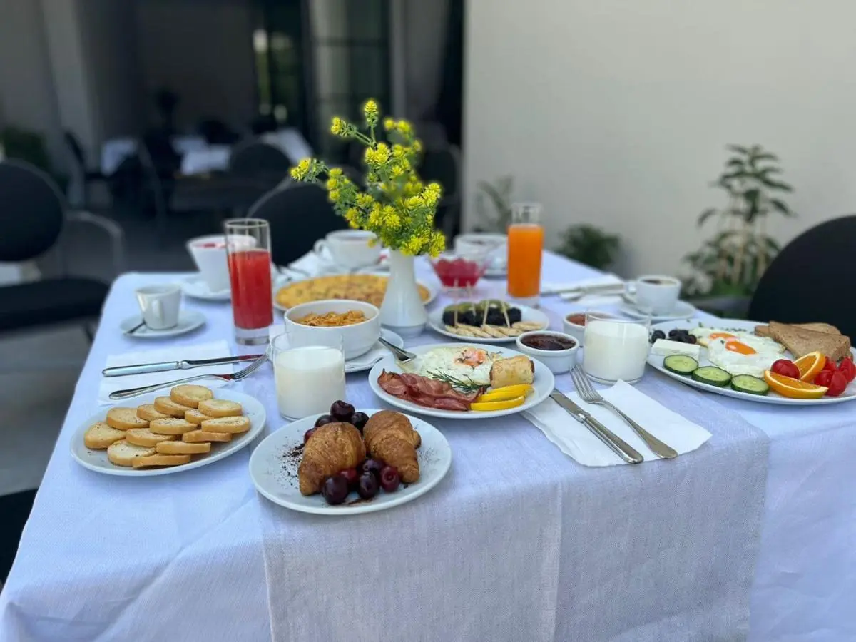 Rozafa Palace Hotel