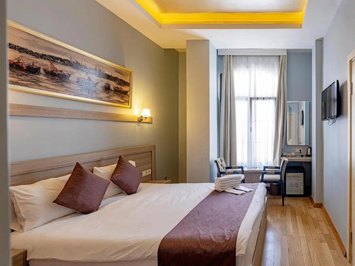 Ragip Pasha Apartments