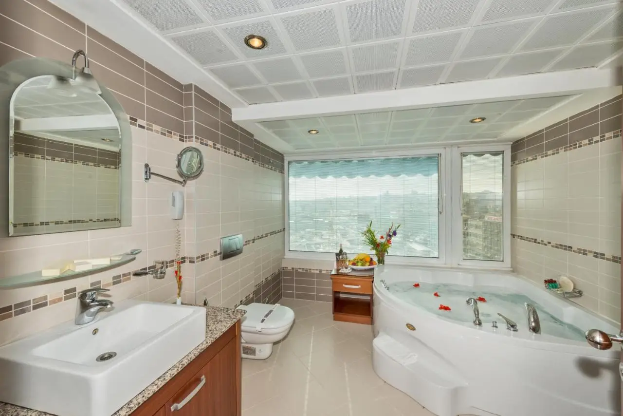 Vatan Asur Hotel