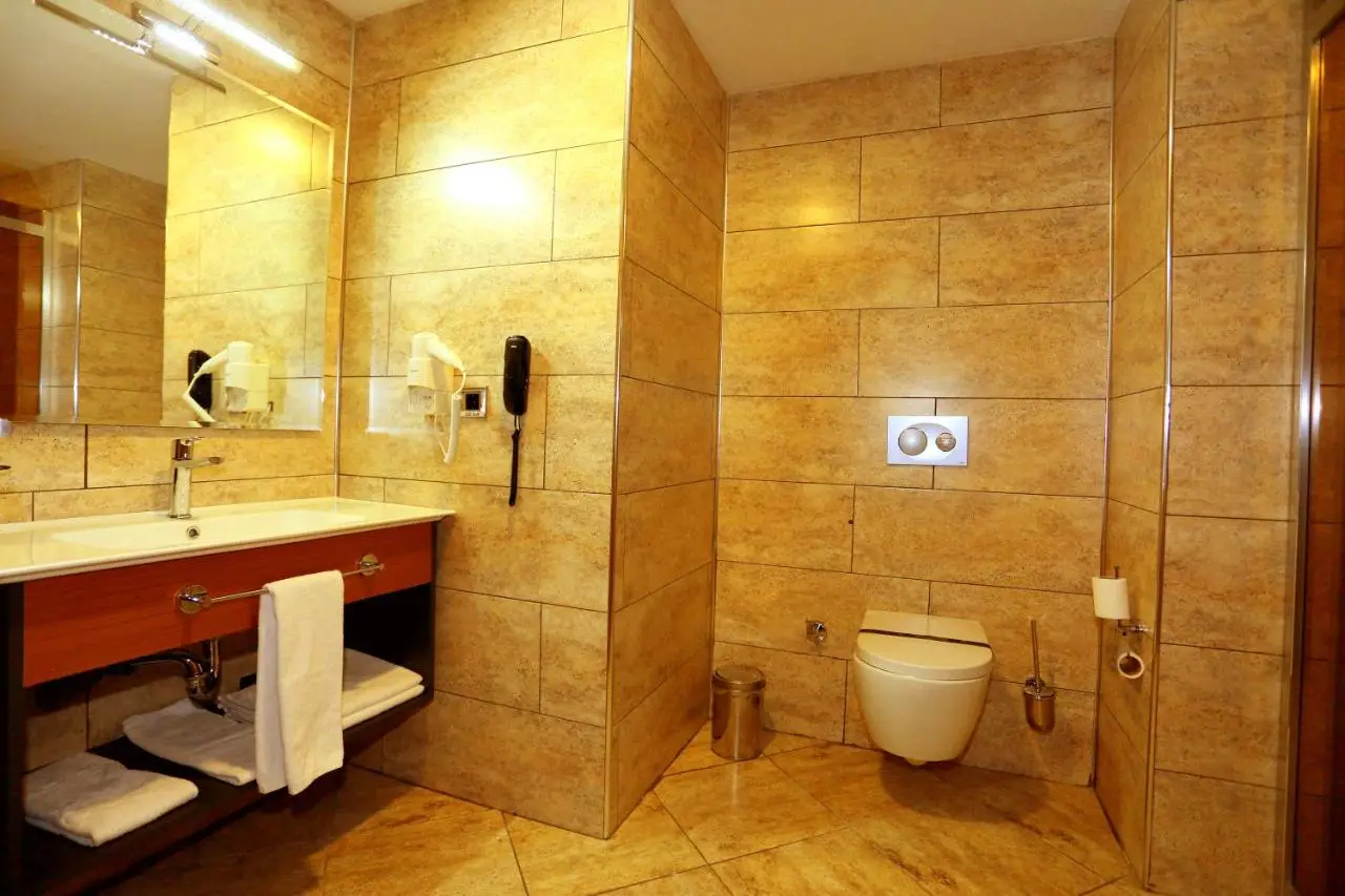 New Garden Hotel