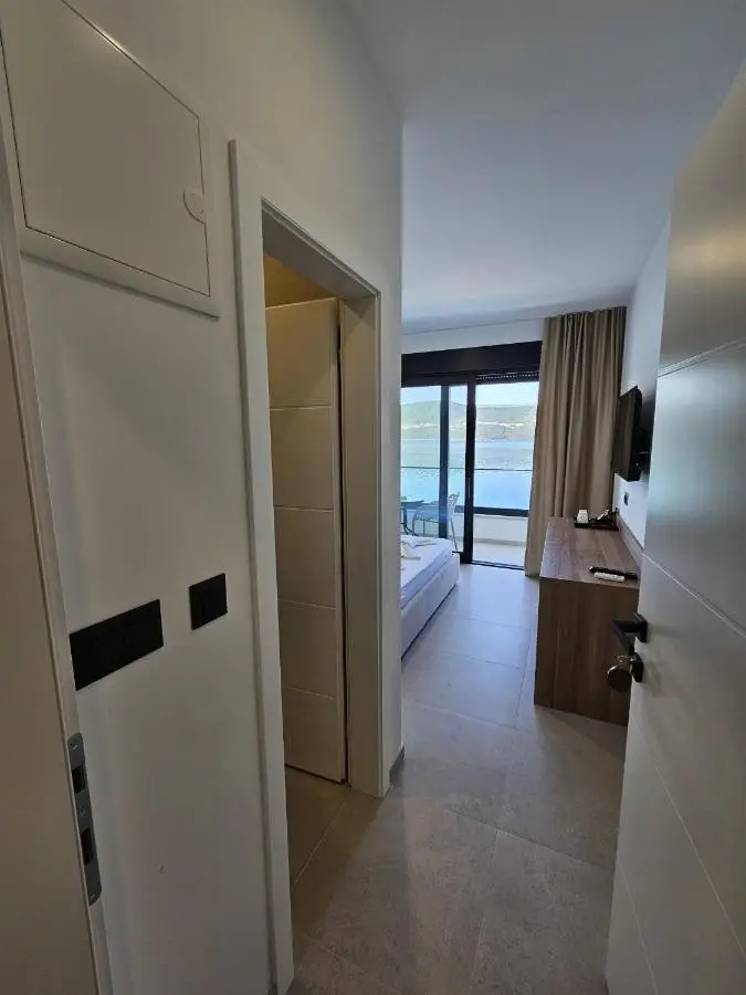 Apartmani Leženić M