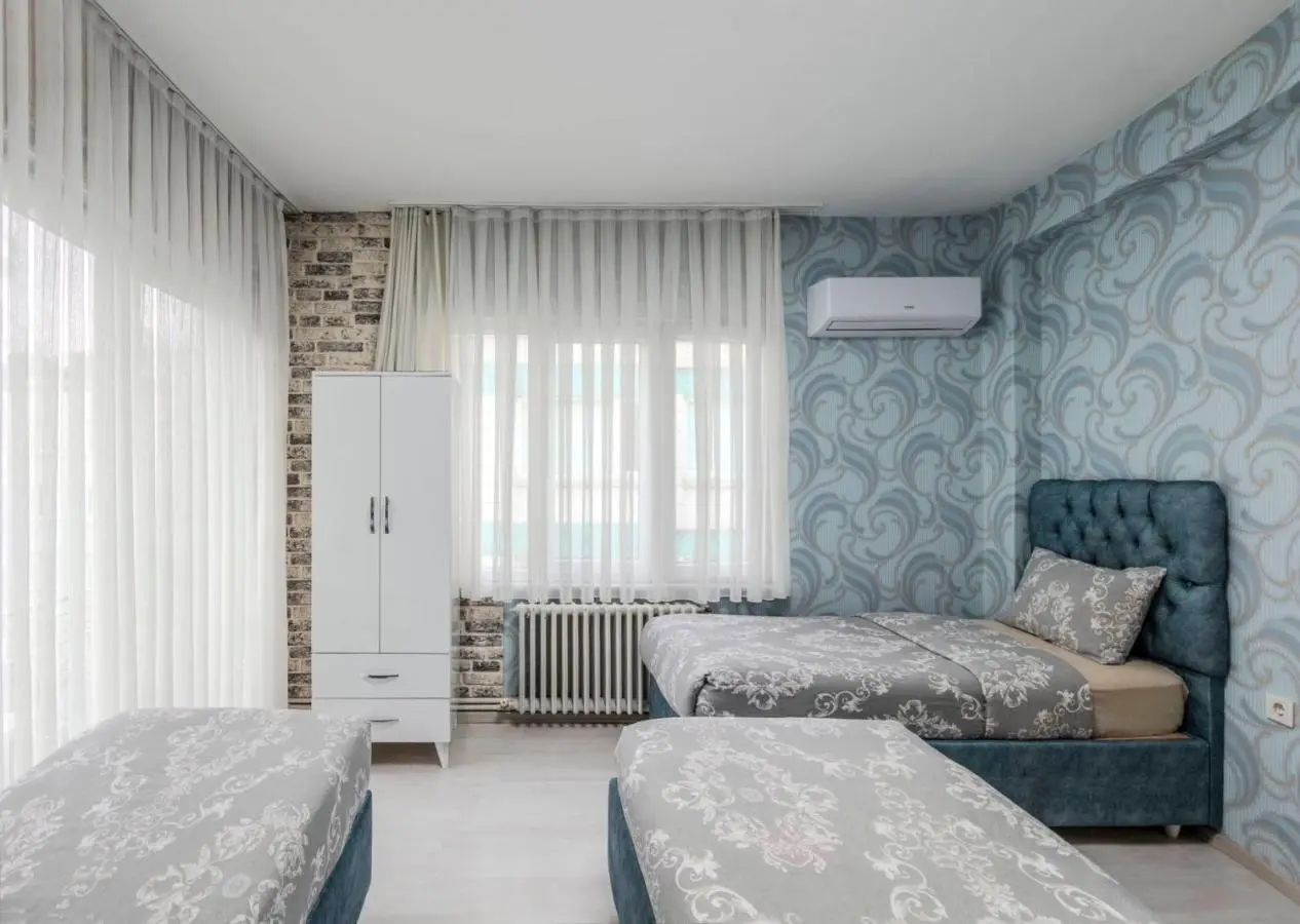 Palas Apartments