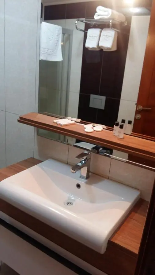 Grand Akçalı Otel