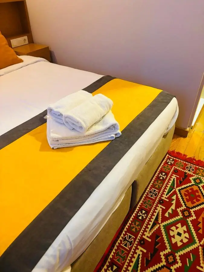 Lebon Hotel-Special Class
