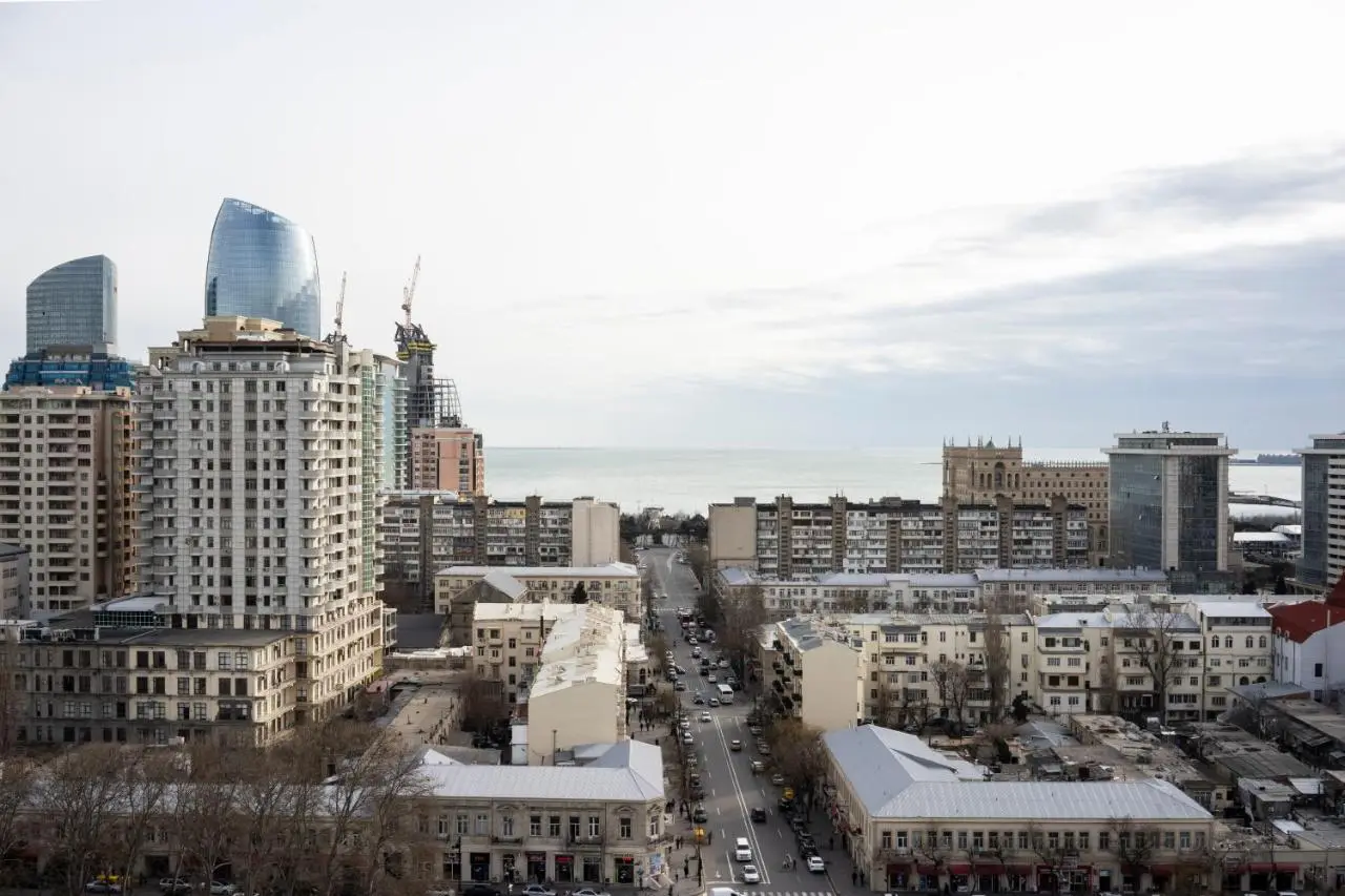 Parkside Hotel & Apartments