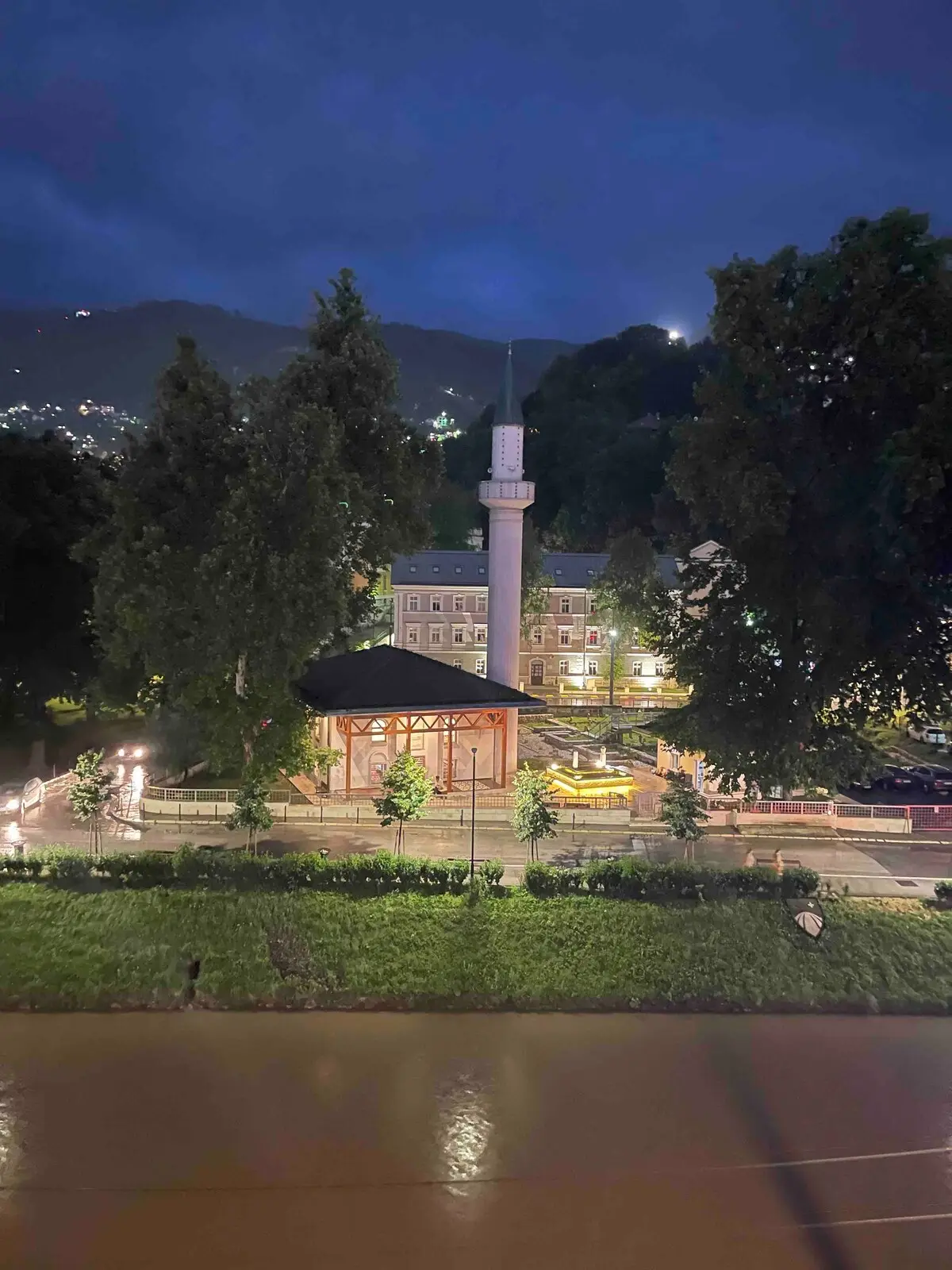 Central Bright 2BR | Baščaršija Old Town