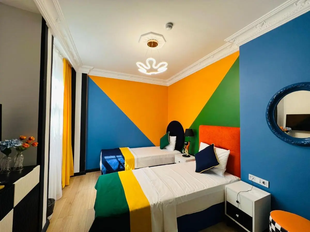Apex Hotel