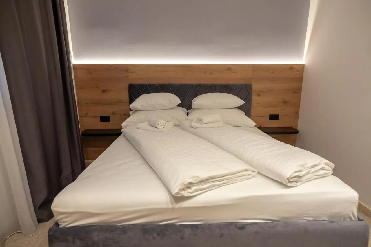 Hotel Sistems