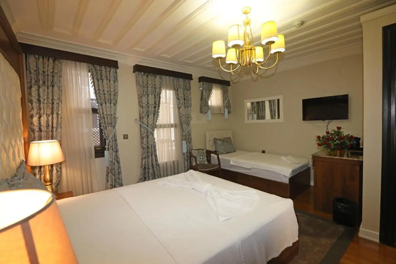 Mezzo Hotel