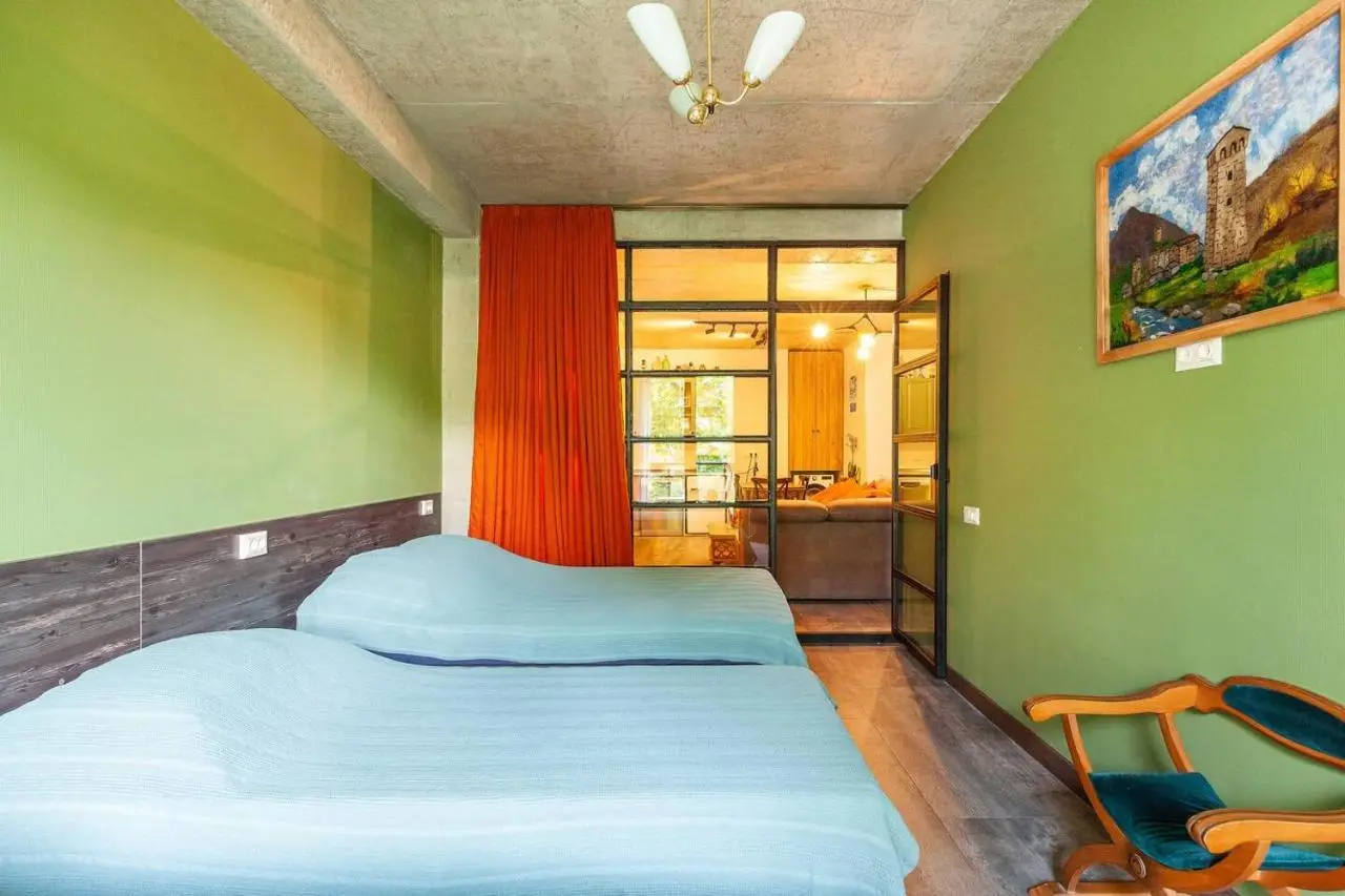 Veli group Apartment near White Bridge °