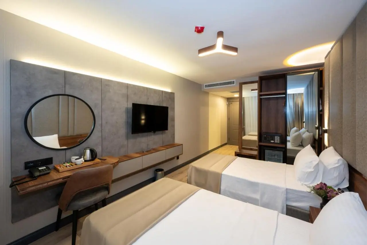 Vess Hotel