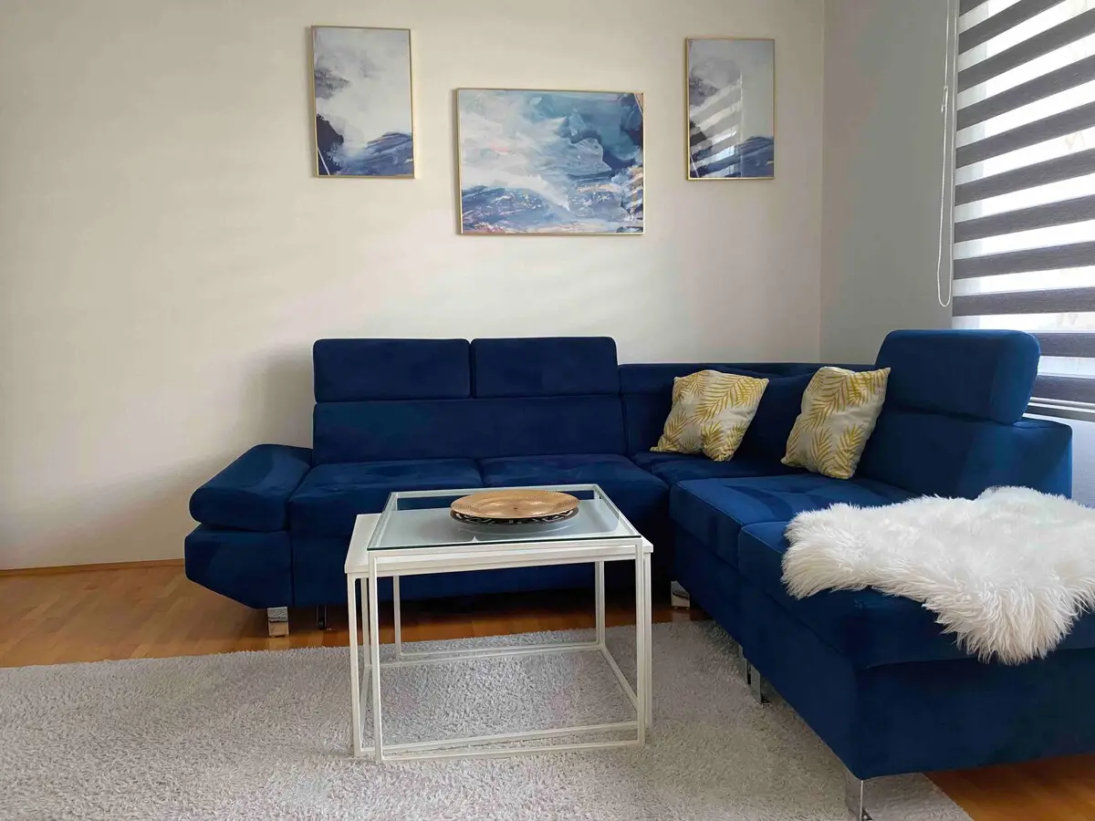 DeluxeSuite, Full Kitchen, KingSize Bed, AC WiFi