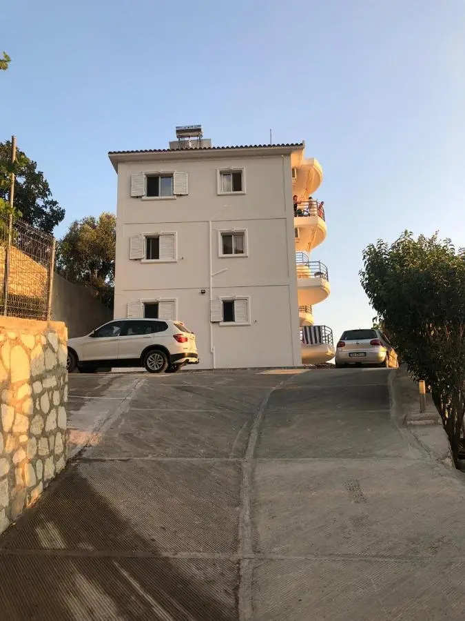 Apartments Vila Emiliano