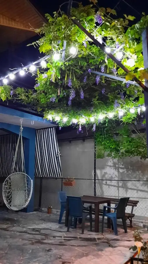 Makos Guest House