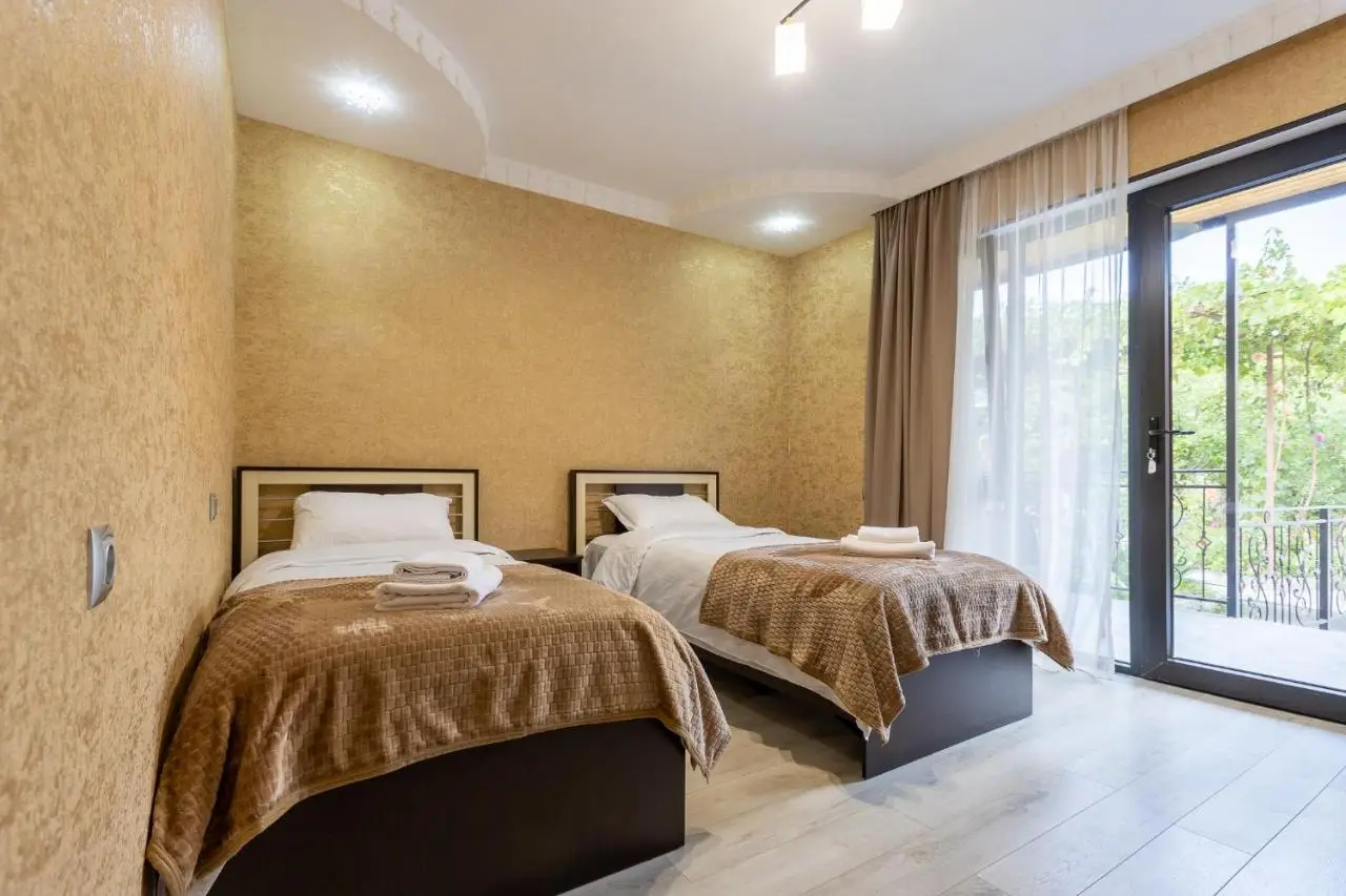 Tsiskari Guesthouse