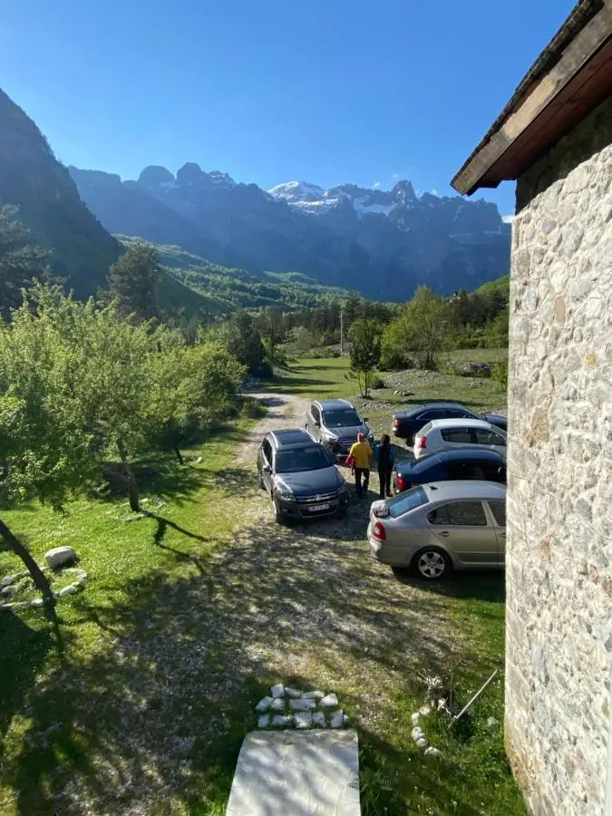 Rupa Guest House