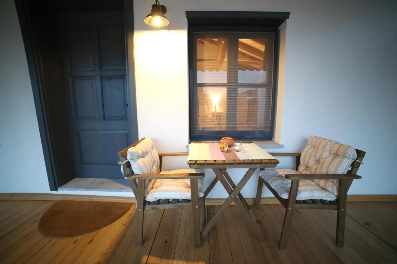 Attalos Suites Hotel