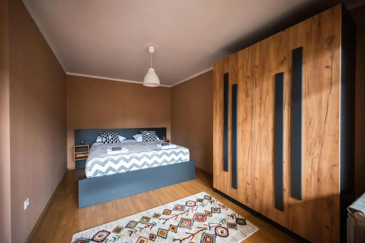 Duplex Apartment for up to 12 people- Old Town