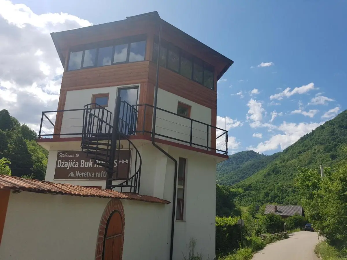 Svetionik Apart