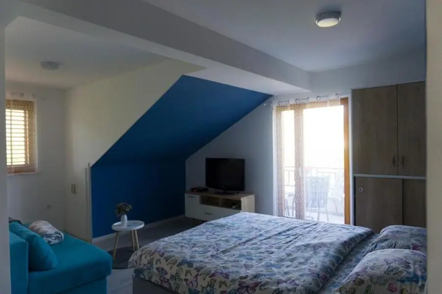 Apartments Ena