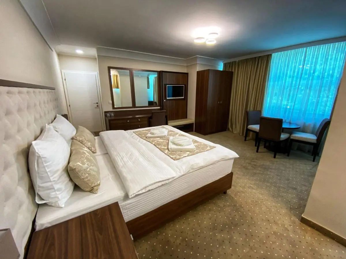 Hotel Turist 98