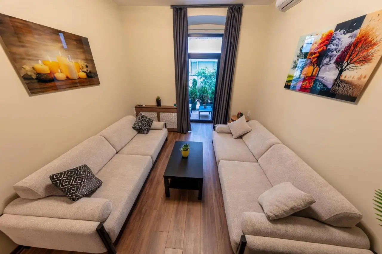 ROYAL TAKSIM SUITES