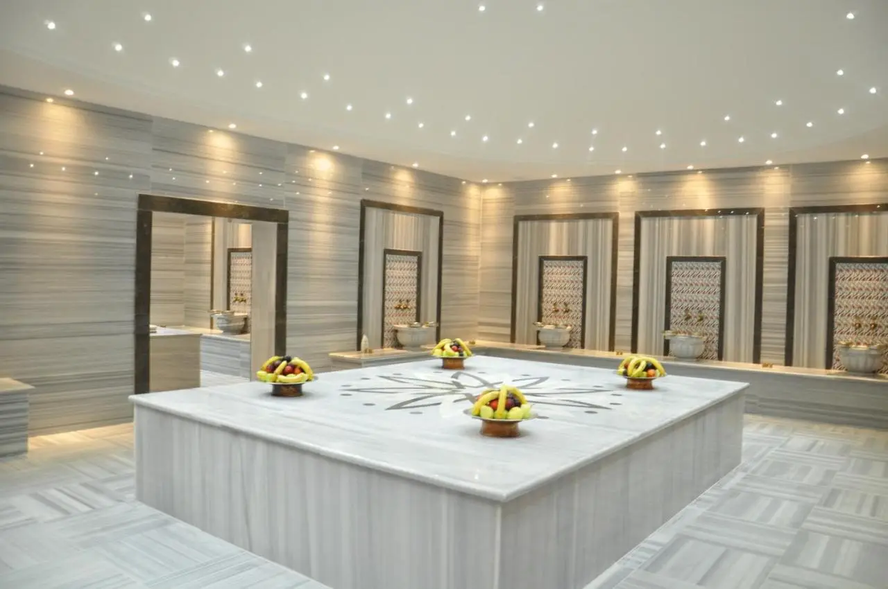 Nevali Hotel & Convention Center