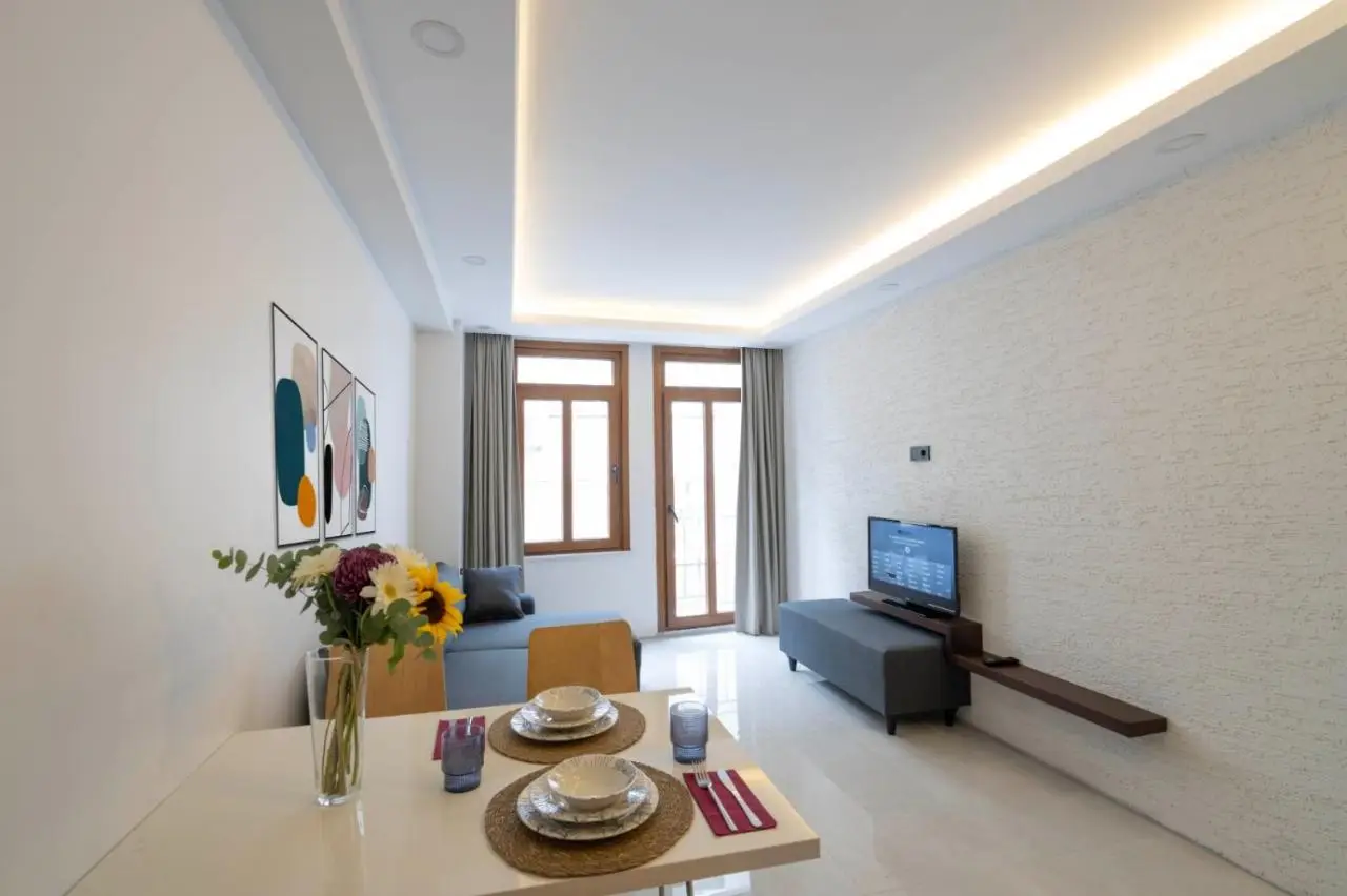Arach Hotel Harbiye