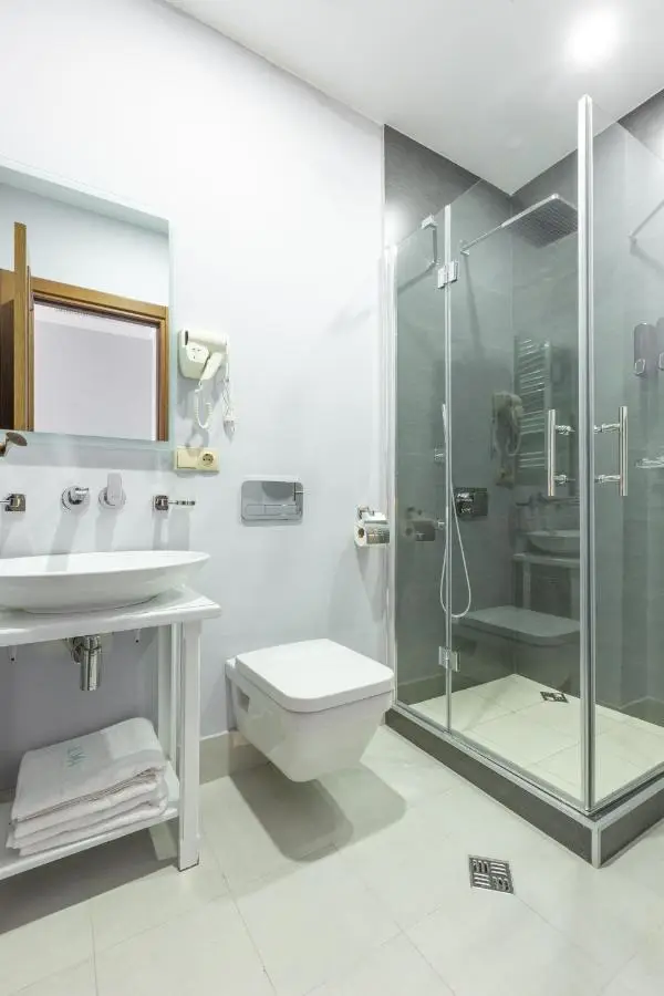 Alma Boutique Hotel